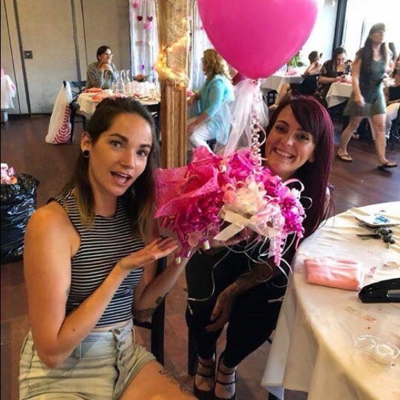 Meet your Posher, Stephenie - Picture 5 of 5